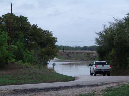 the road to the house